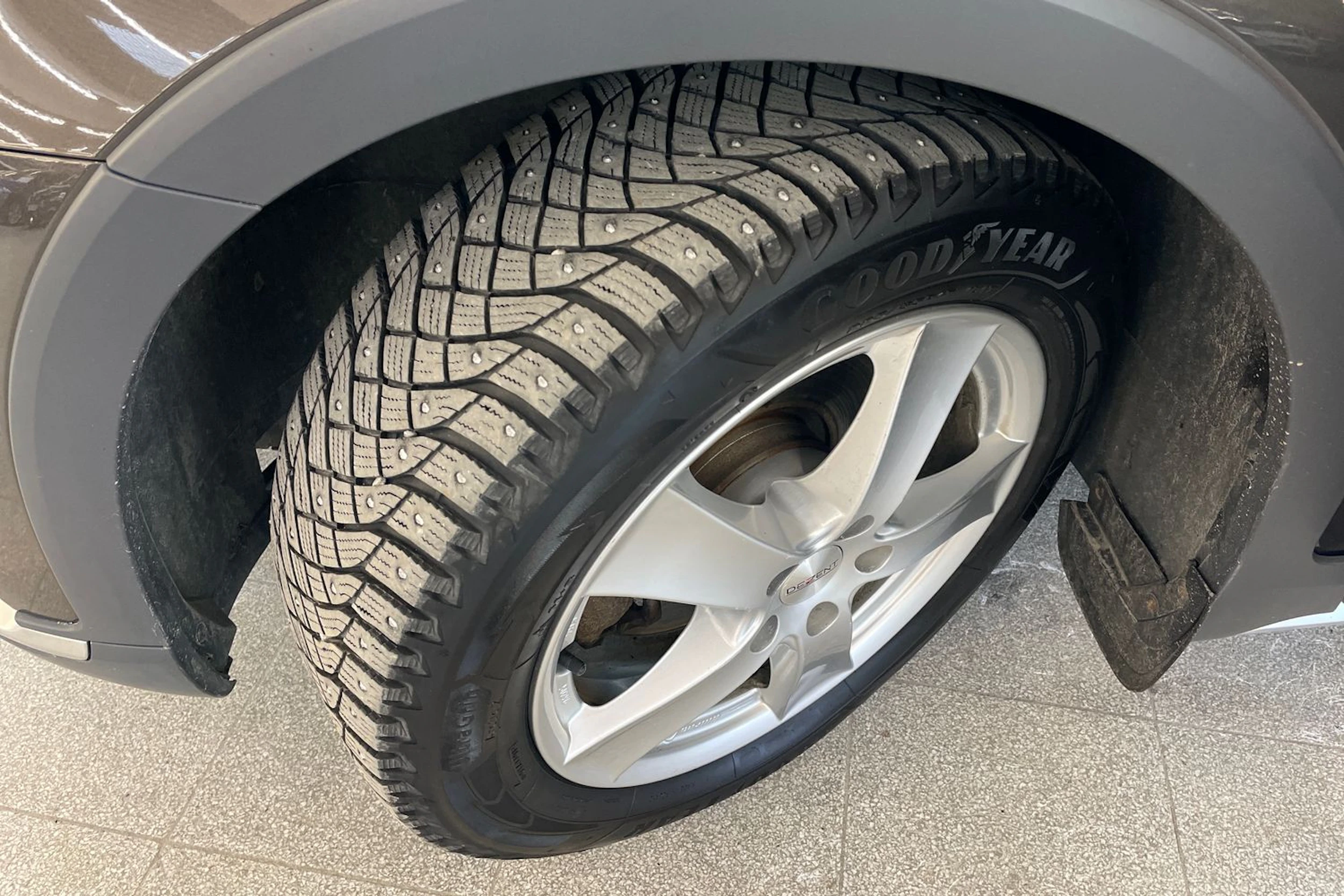 ruskea (beige) Volkswagen Passat 2016 kuva 10.