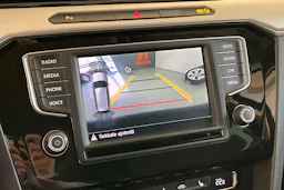 ruskea (beige) Volkswagen Passat 2016 kuva 14.