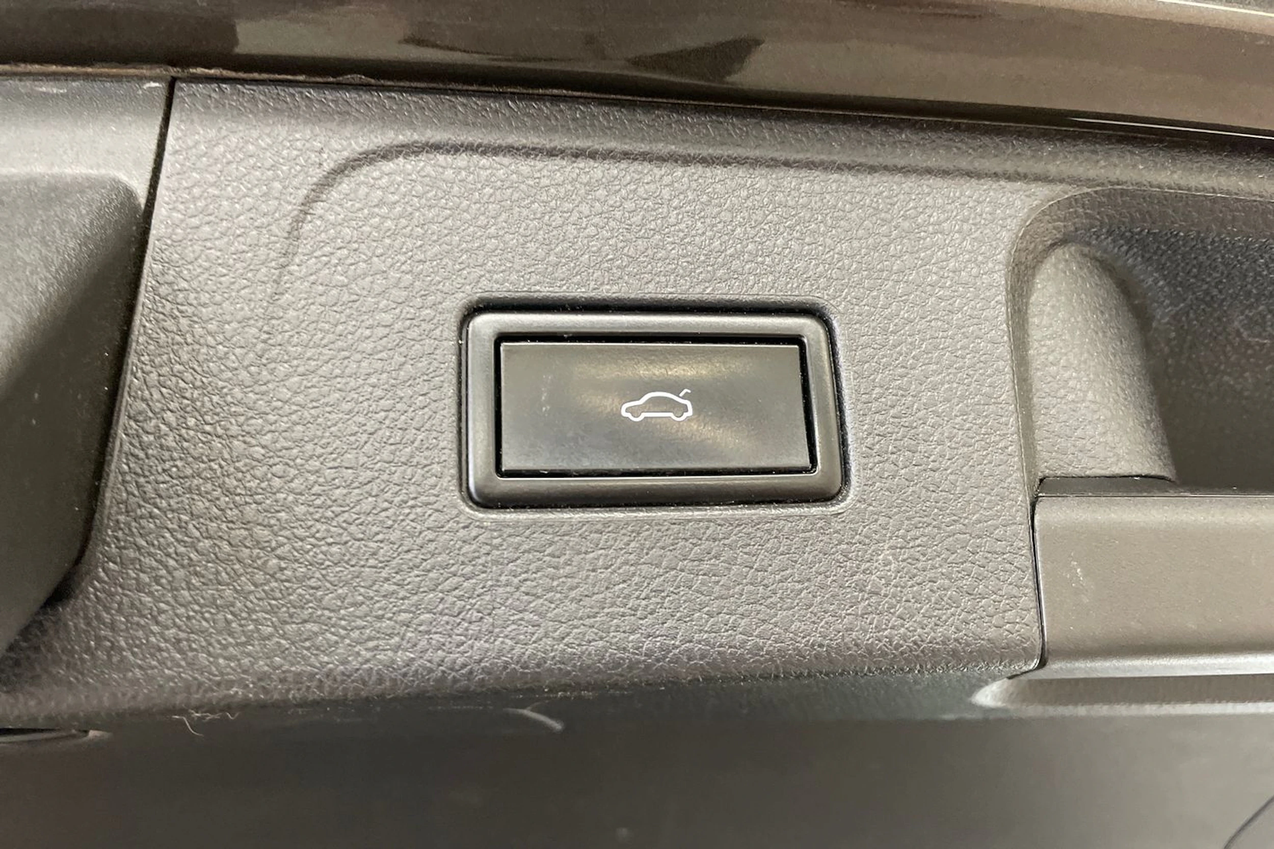 ruskea (beige) Volkswagen Passat 2016 kuva 20.