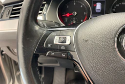 Harmaa Volkswagen PASSAT 2016 kuva 13.