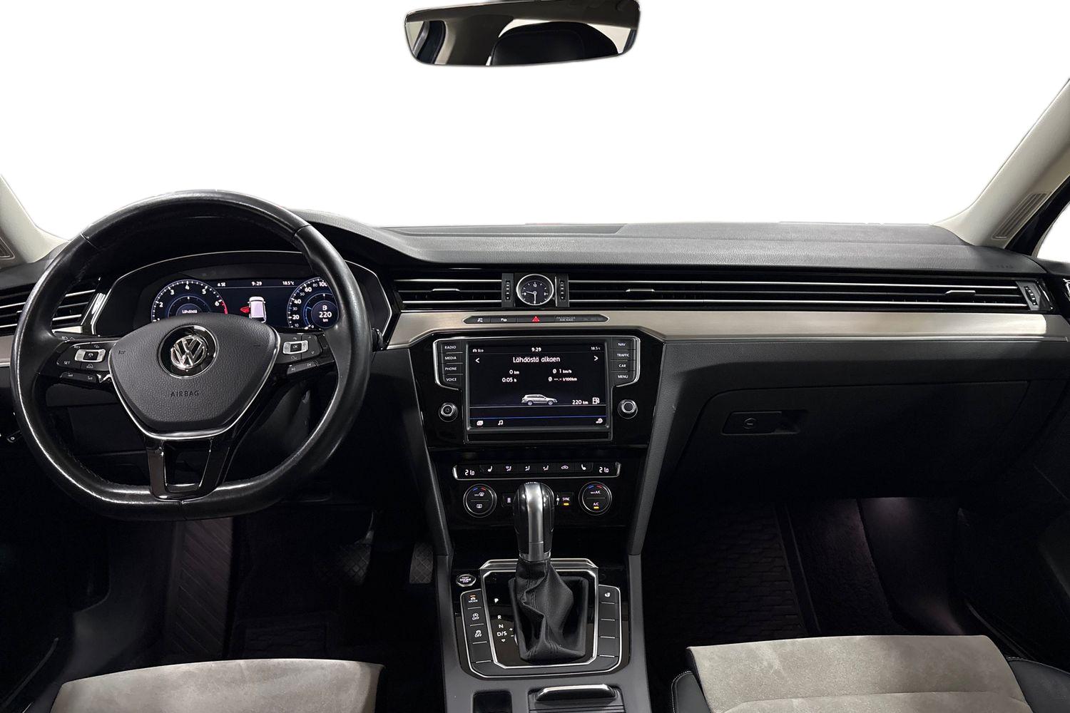 Volkswagen Passat 2017, kuva 7/29