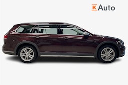 punainen Volkswagen Passat 2017 kuva 6.