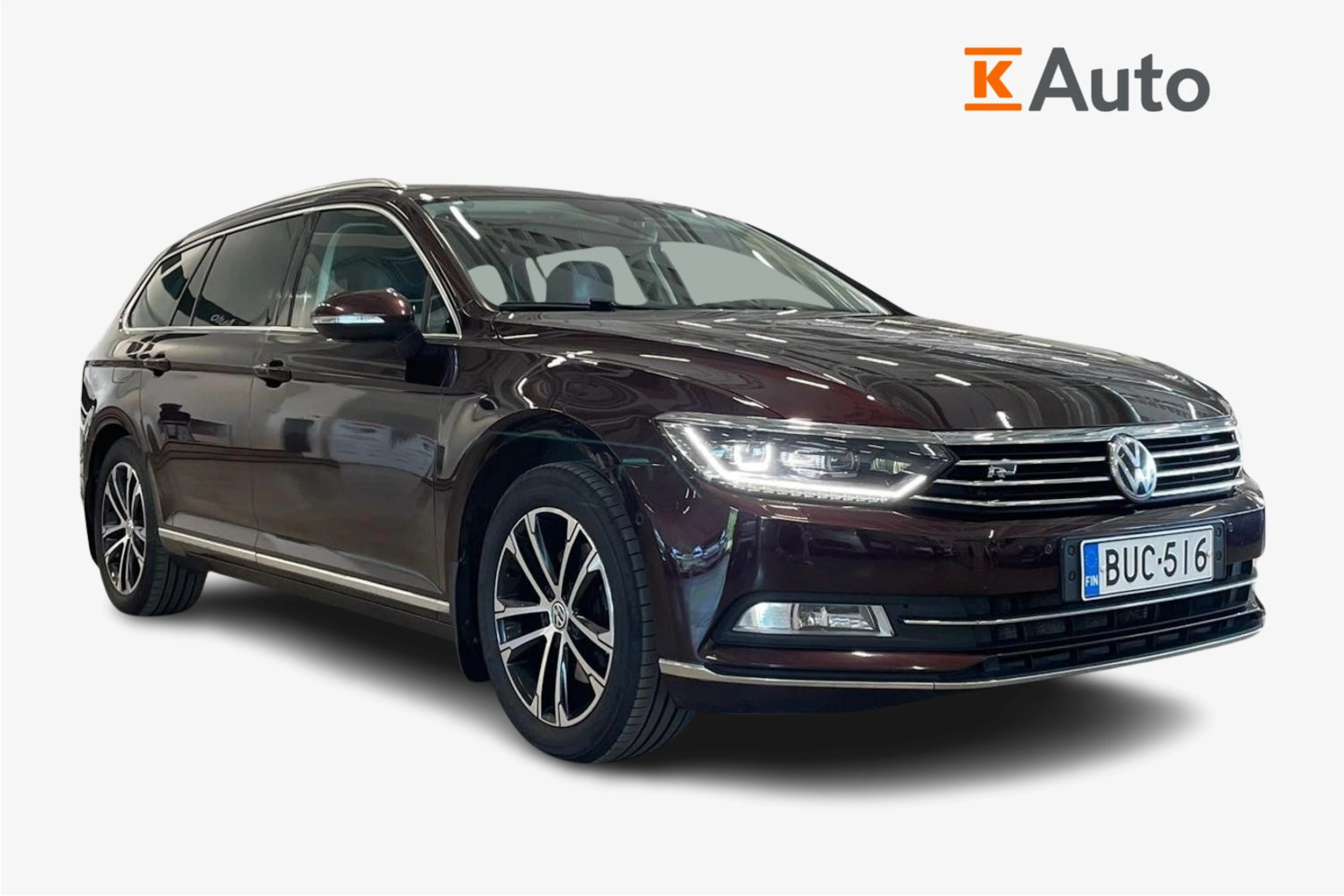 punainen Volkswagen Passat 2017 kuva 1.