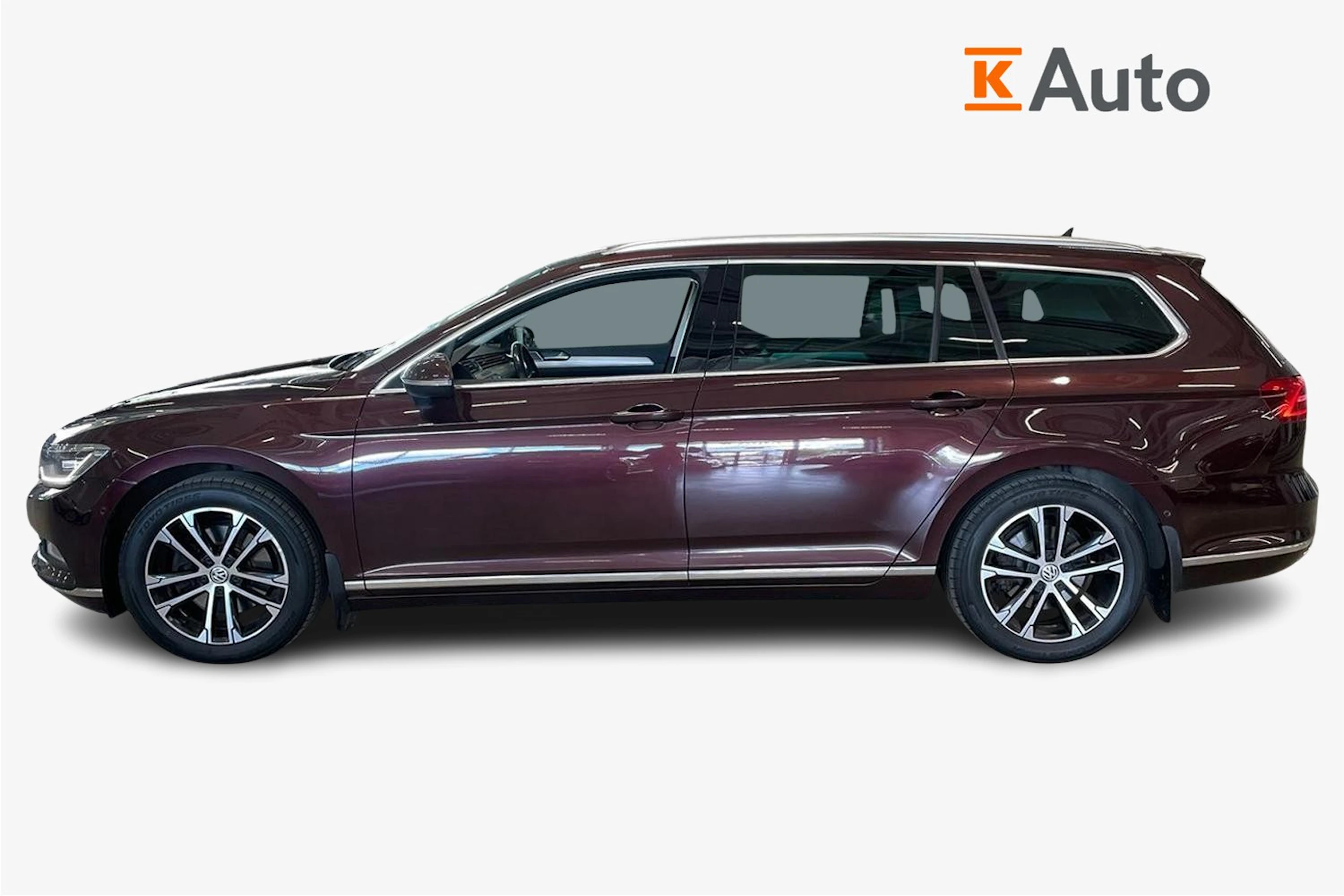 punainen Volkswagen Passat 2017 kuva 7.