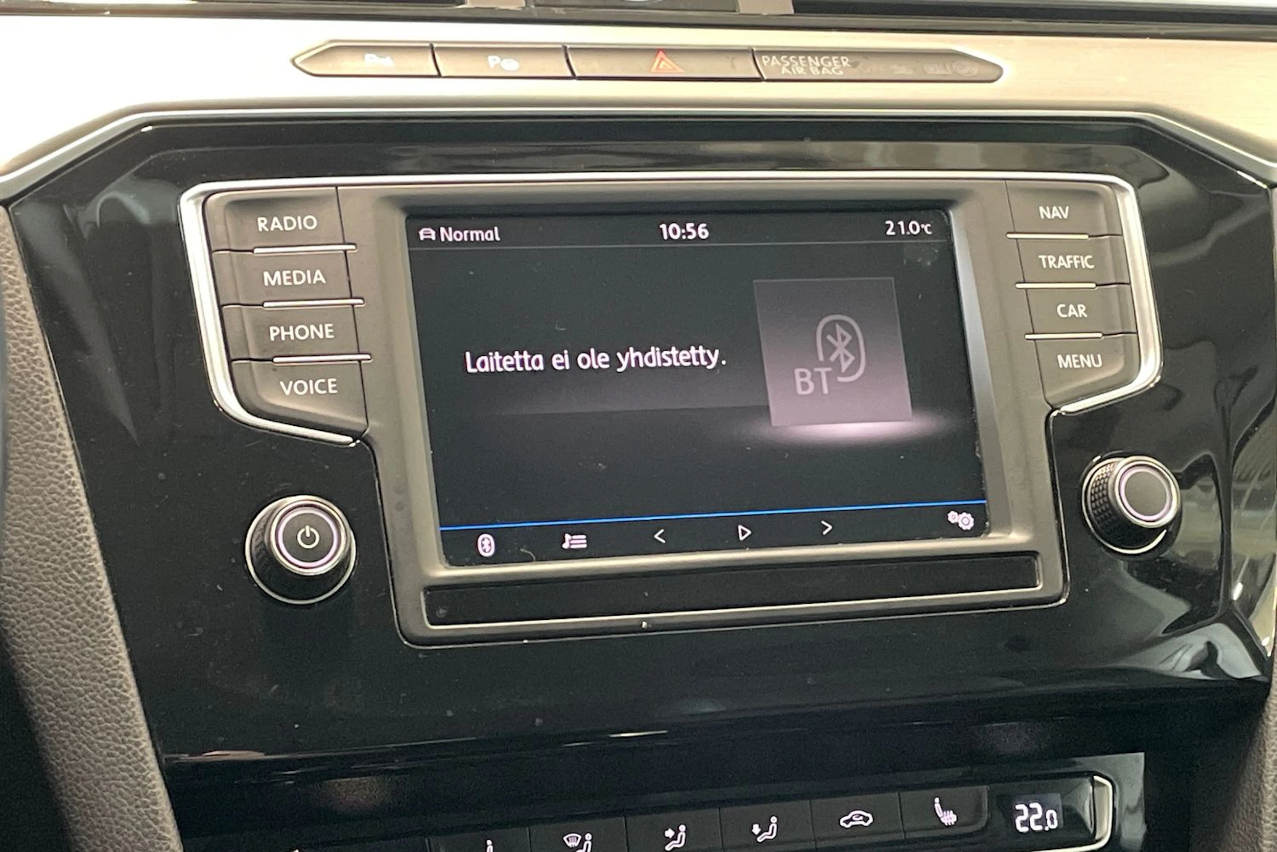 punainen Volkswagen Passat 2017 kuva 23.