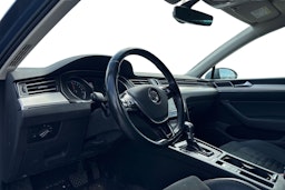 Sininen Volkswagen PASSAT 2017 kuva 3.