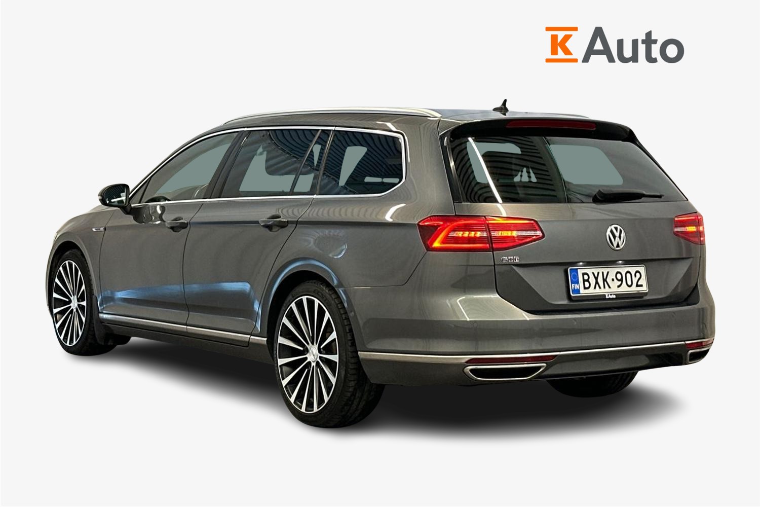 Volkswagen Passat 2017, photo 2/34