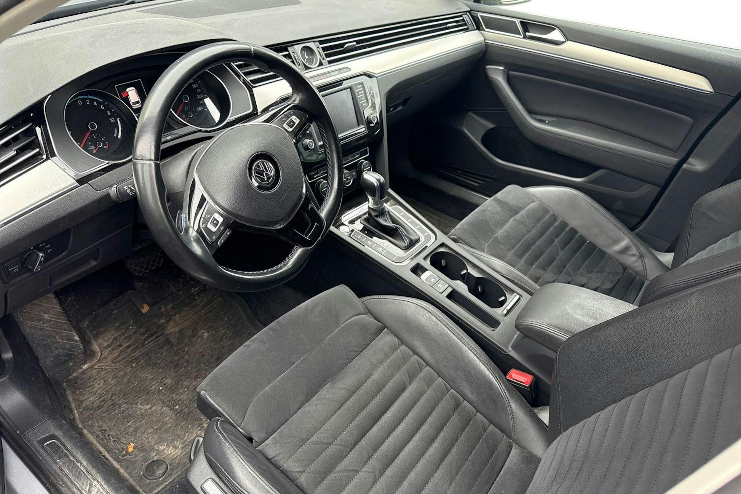 hopea Volkswagen Passat 2017 kuva 3.