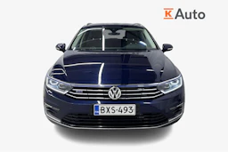 sininen Volkswagen Passat 2017 kuva 4.