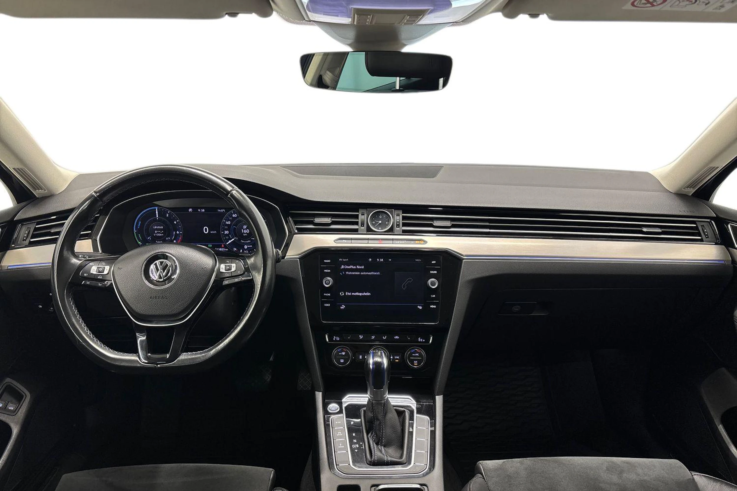 sininen Volkswagen Passat 2017 kuva 7.