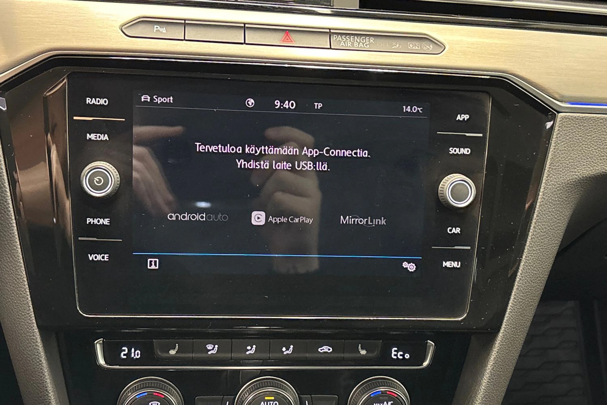sininen Volkswagen Passat 2017 kuva 15.