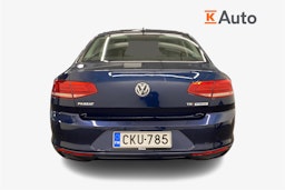 sininen Volkswagen Passat 2017 kuva 3.