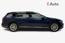 Sininen Volkswagen PASSAT 2017 kuva 5.
