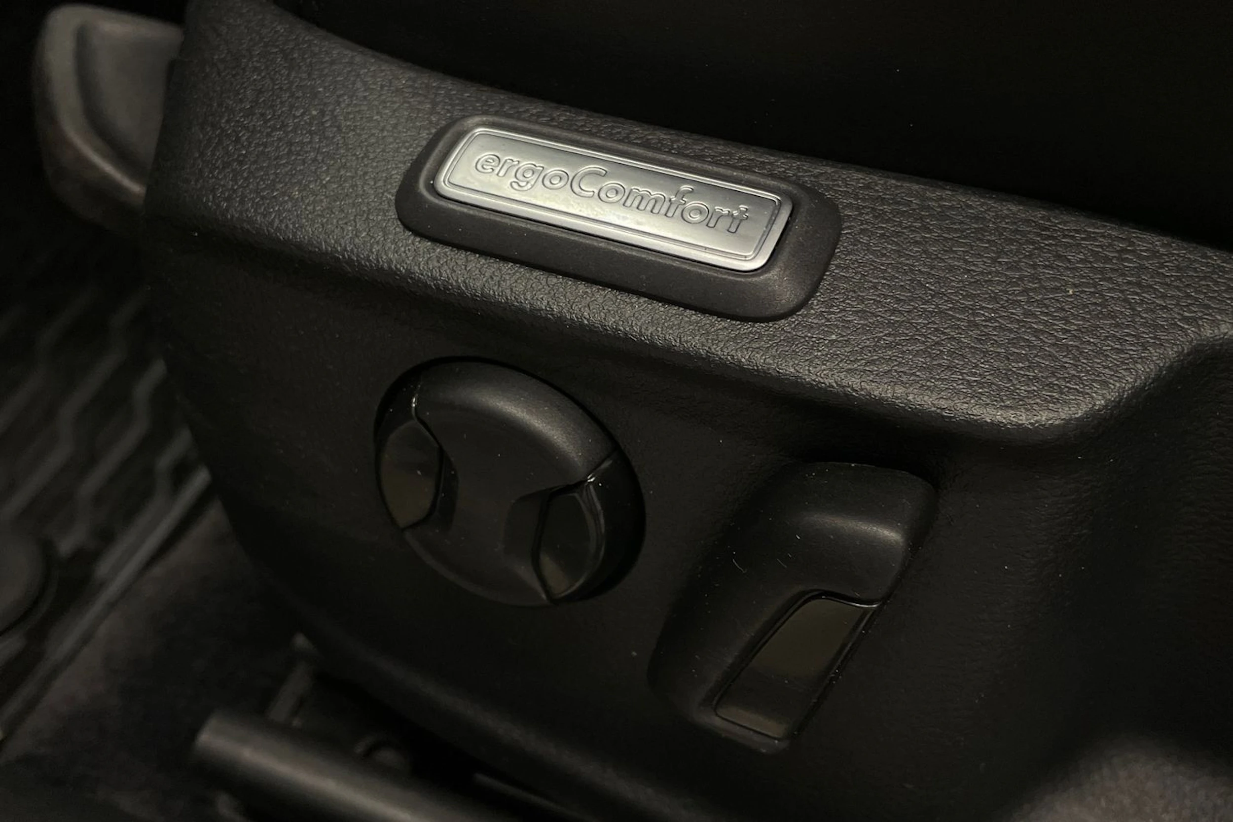 Sininen Volkswagen PASSAT 2017 kuva 12.