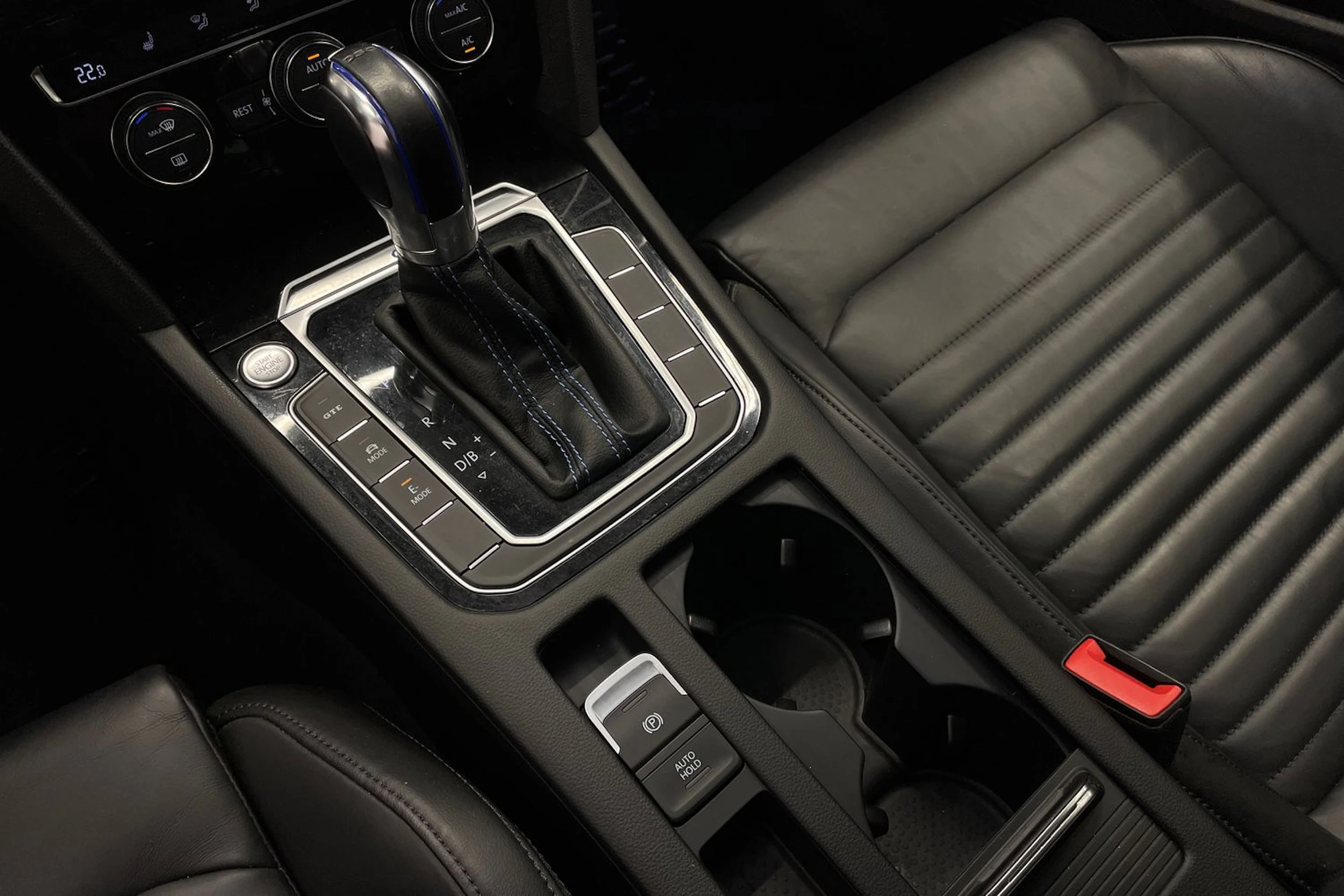 Sininen Volkswagen PASSAT 2017 kuva 16.