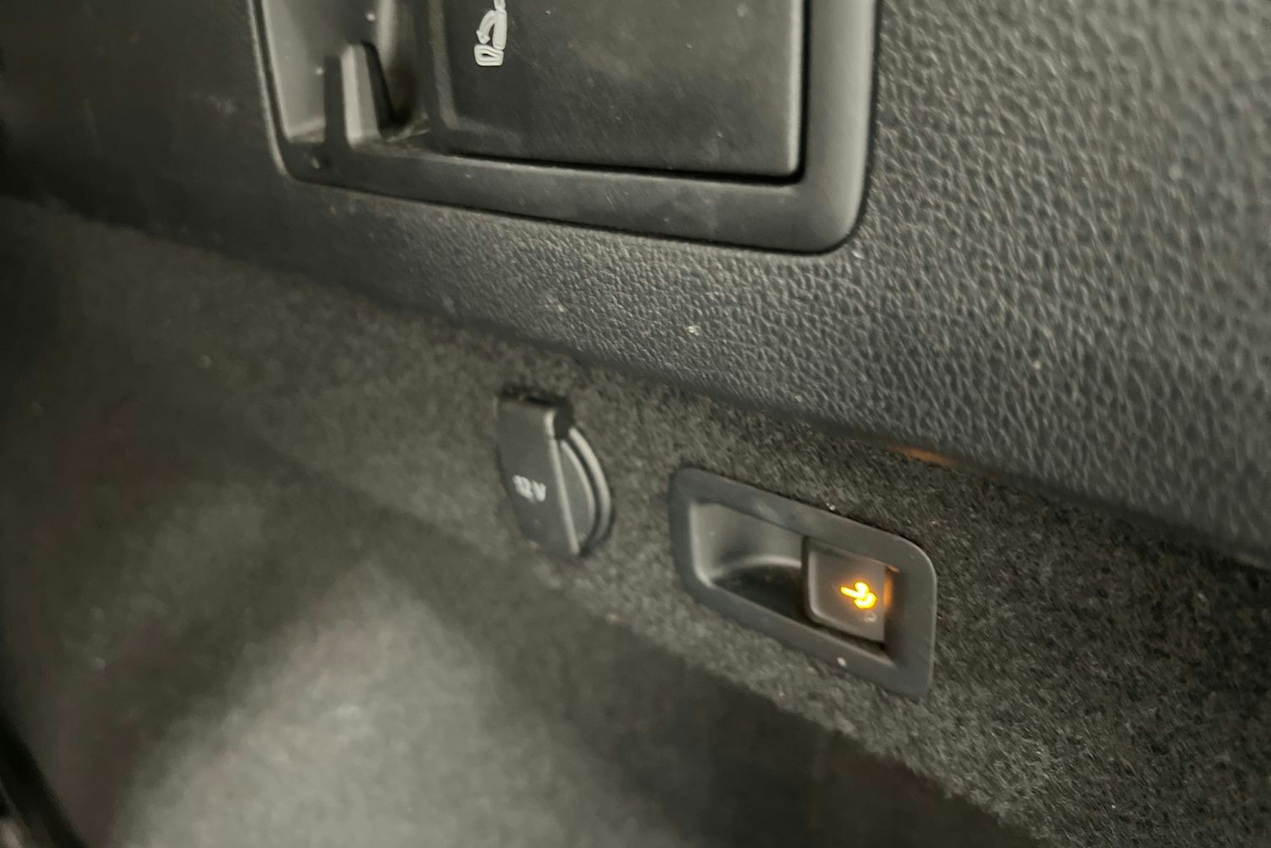 sininen Volkswagen Passat 2017 kuva 21.