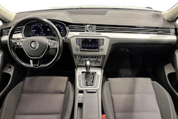 valkoinen Volkswagen Passat 2017 kuva 7.