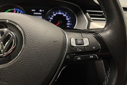 Sininen Volkswagen PASSAT 2017 kuva 23.