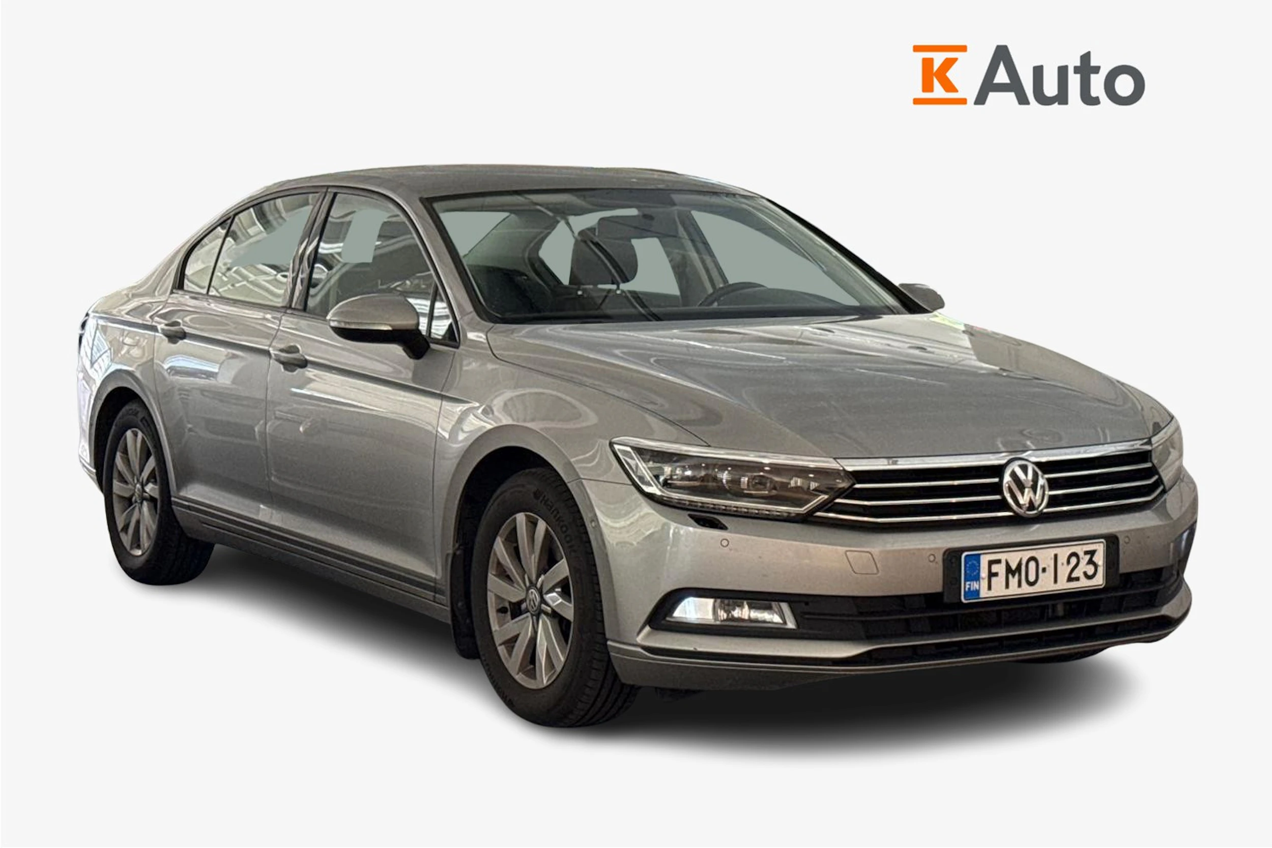 Harmaa Volkswagen PASSAT 2017 kuva 1.