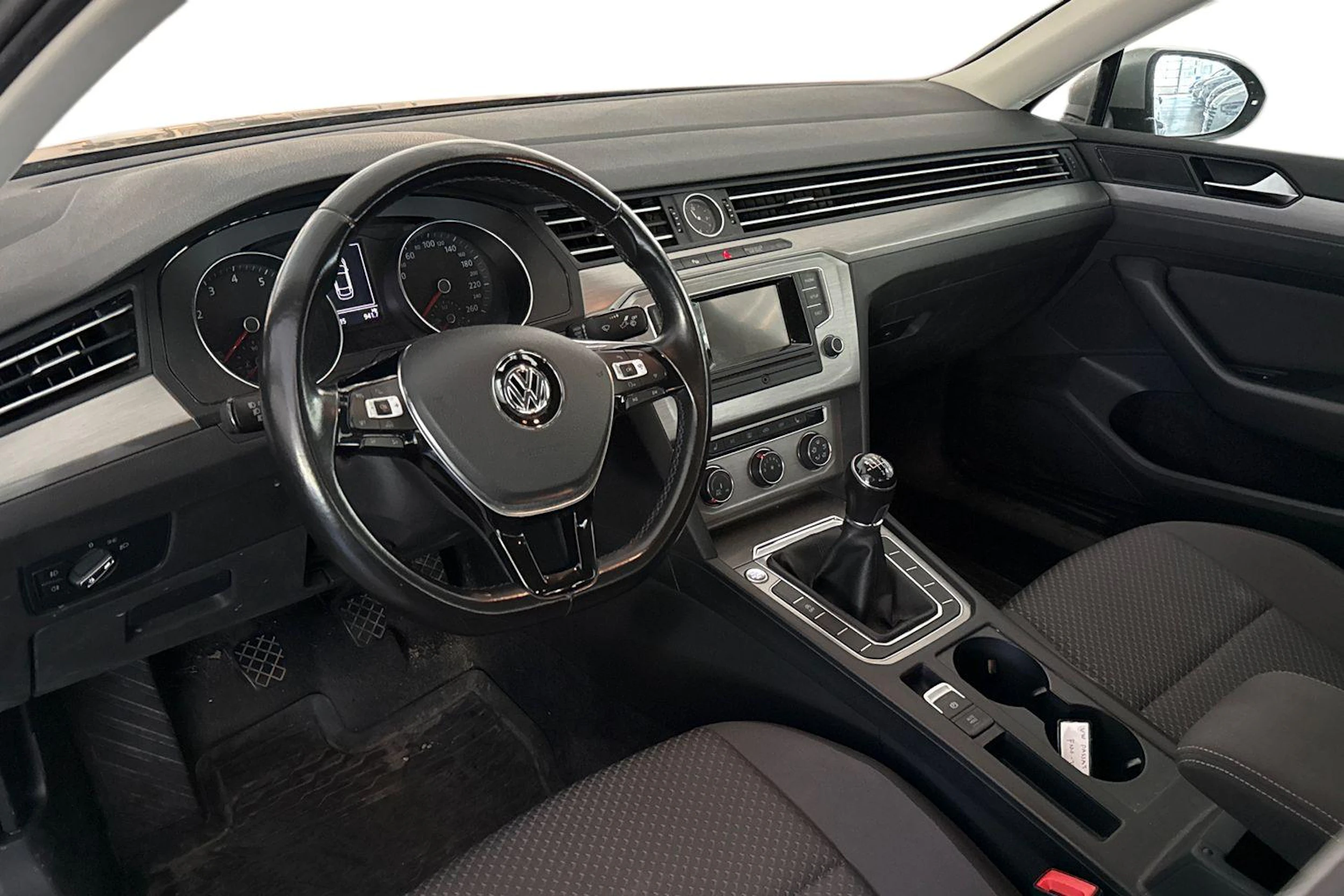 Harmaa Volkswagen PASSAT 2017 kuva 3.