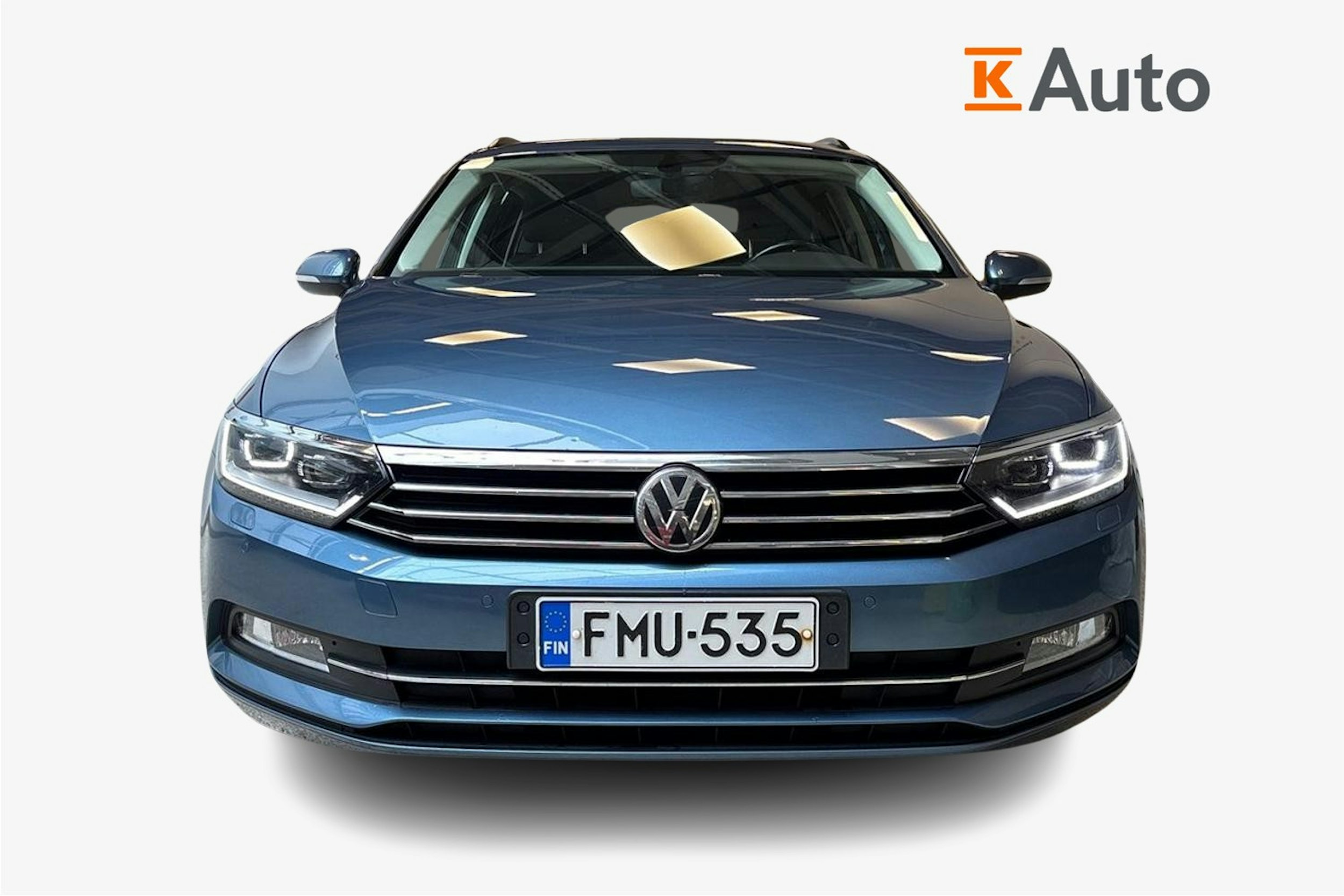 sininen Volkswagen Passat 2017 kuva 4.