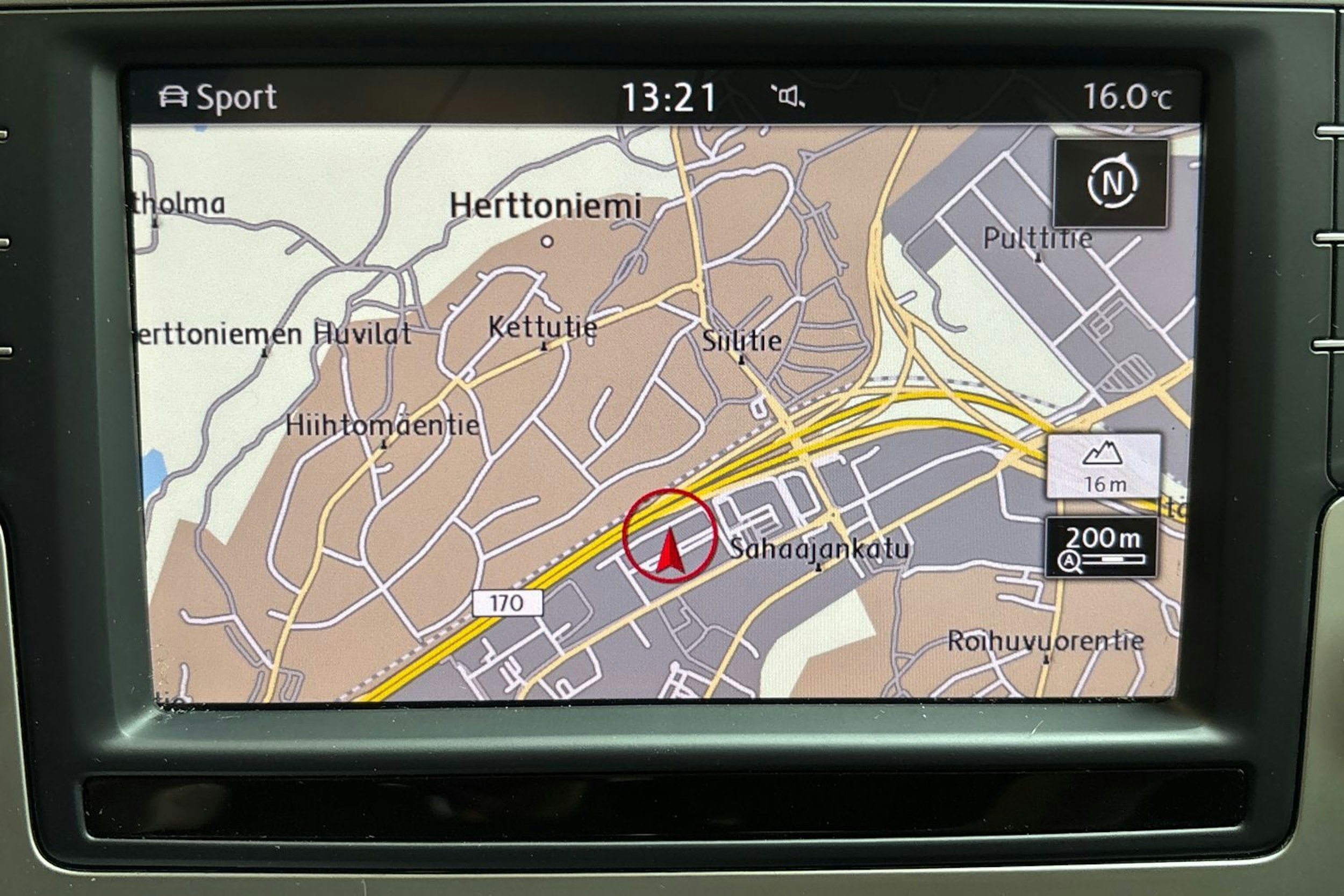 sininen Volkswagen Passat 2017 kuva 22.