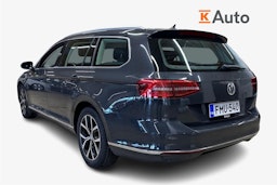 harmaa Volkswagen Passat 2017 kuva 2.