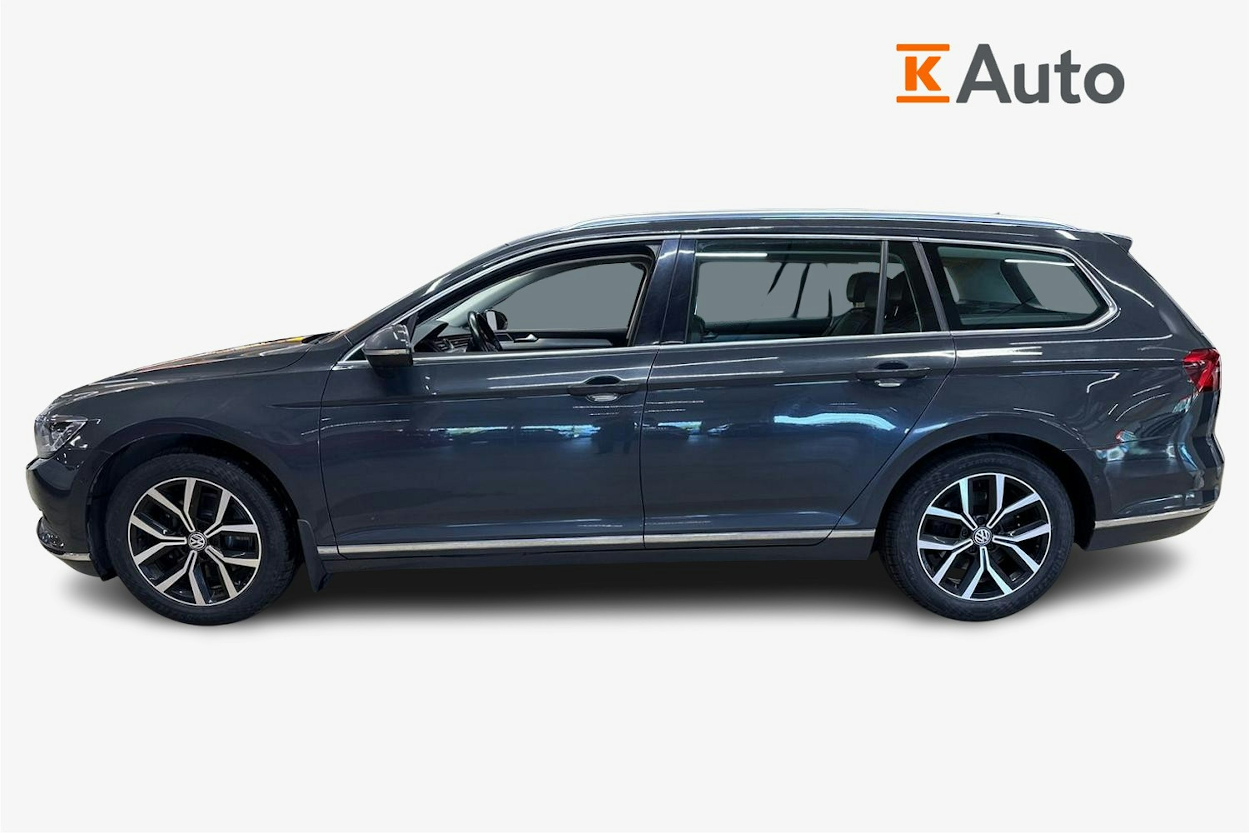harmaa Volkswagen Passat 2017 kuva 6.