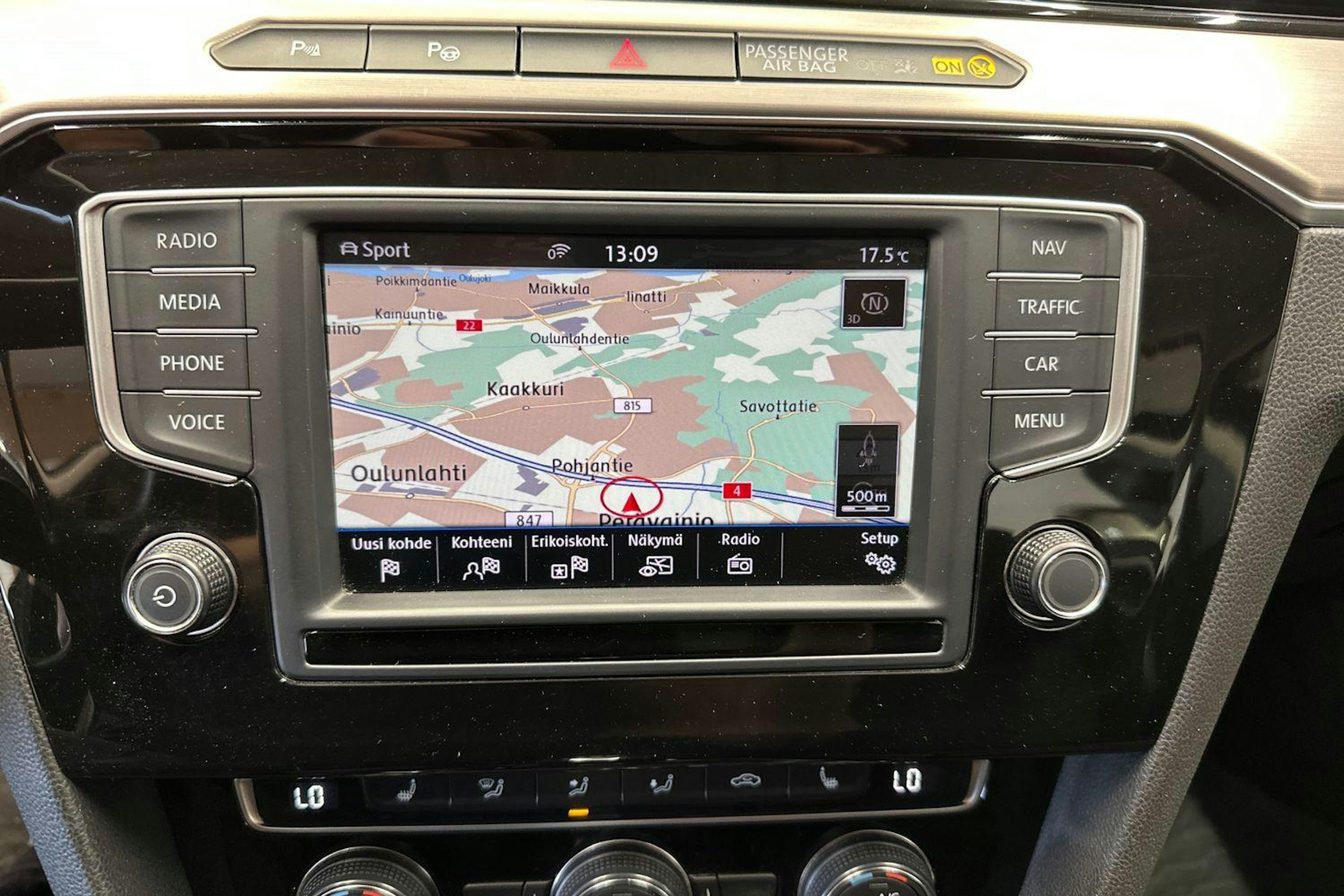 harmaa Volkswagen Passat 2017 kuva 9.