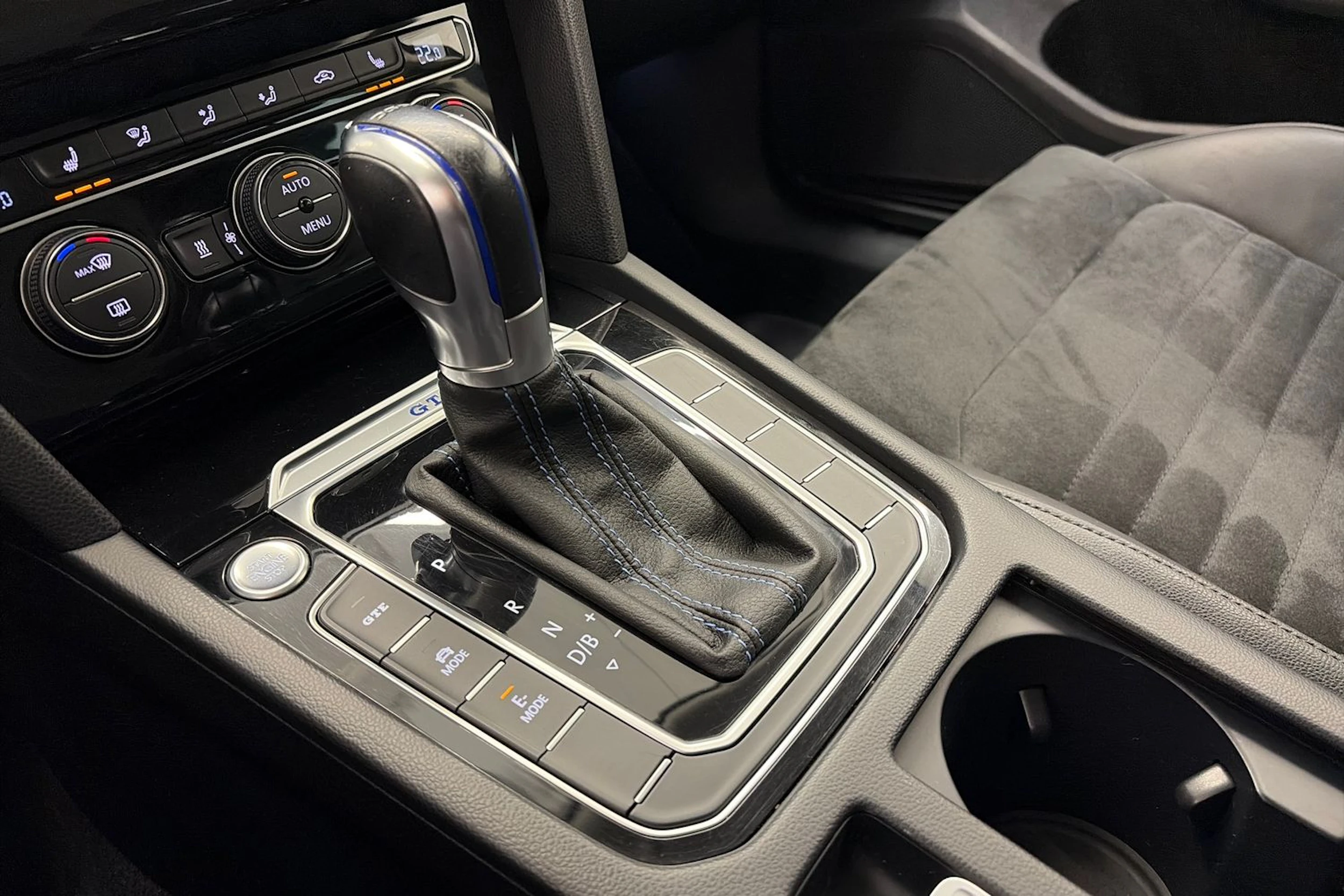 Harmaa Volkswagen PASSAT 2017 kuva 28.