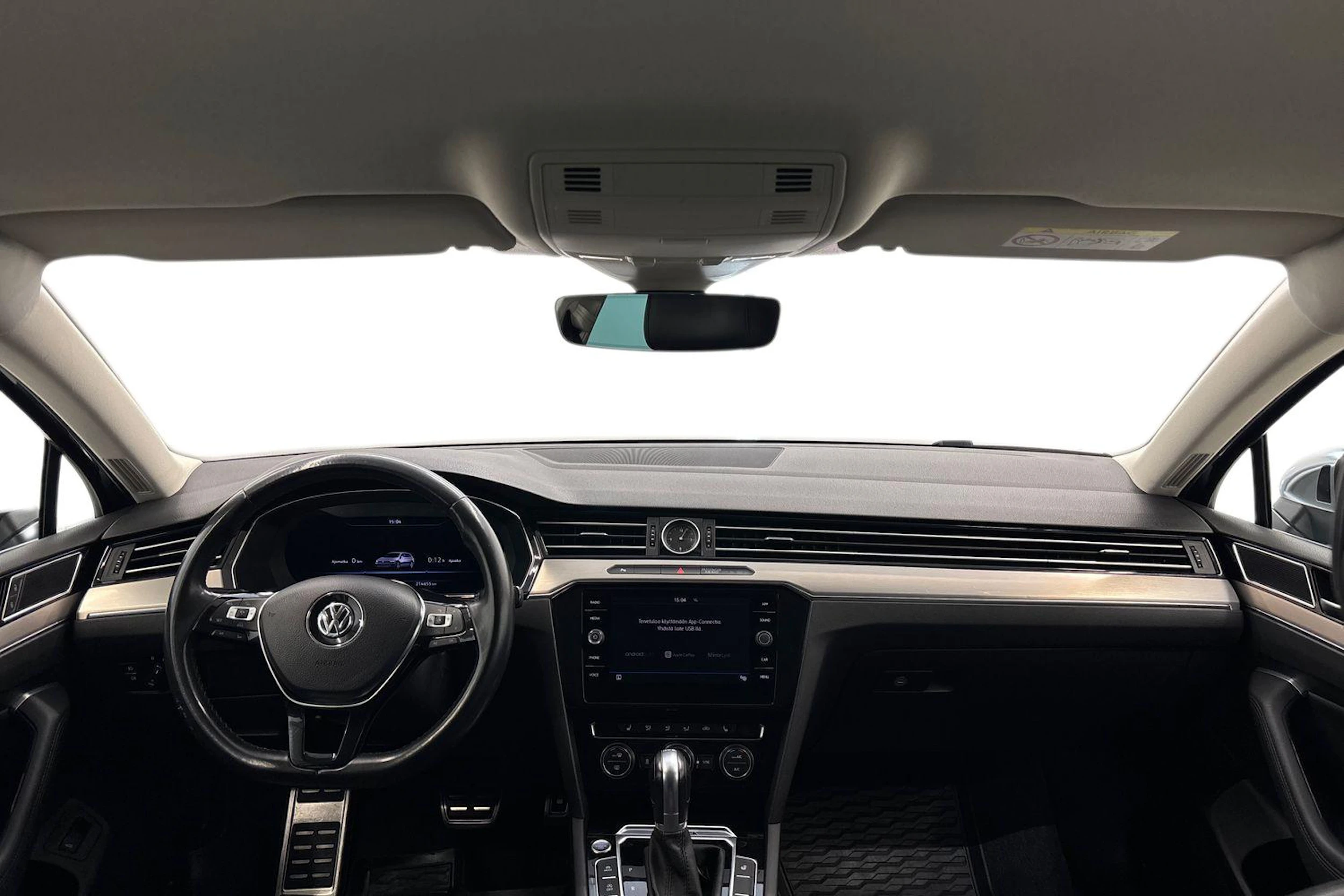 sininen Volkswagen Passat 2018 kuva 7.