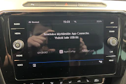 sininen Volkswagen Passat 2018 kuva 17.