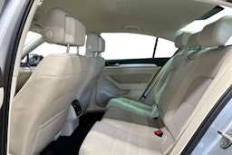 hopea Volkswagen Passat 2017 kuva 10.