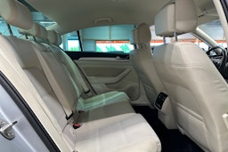 hopea Volkswagen Passat 2017 kuva 14.