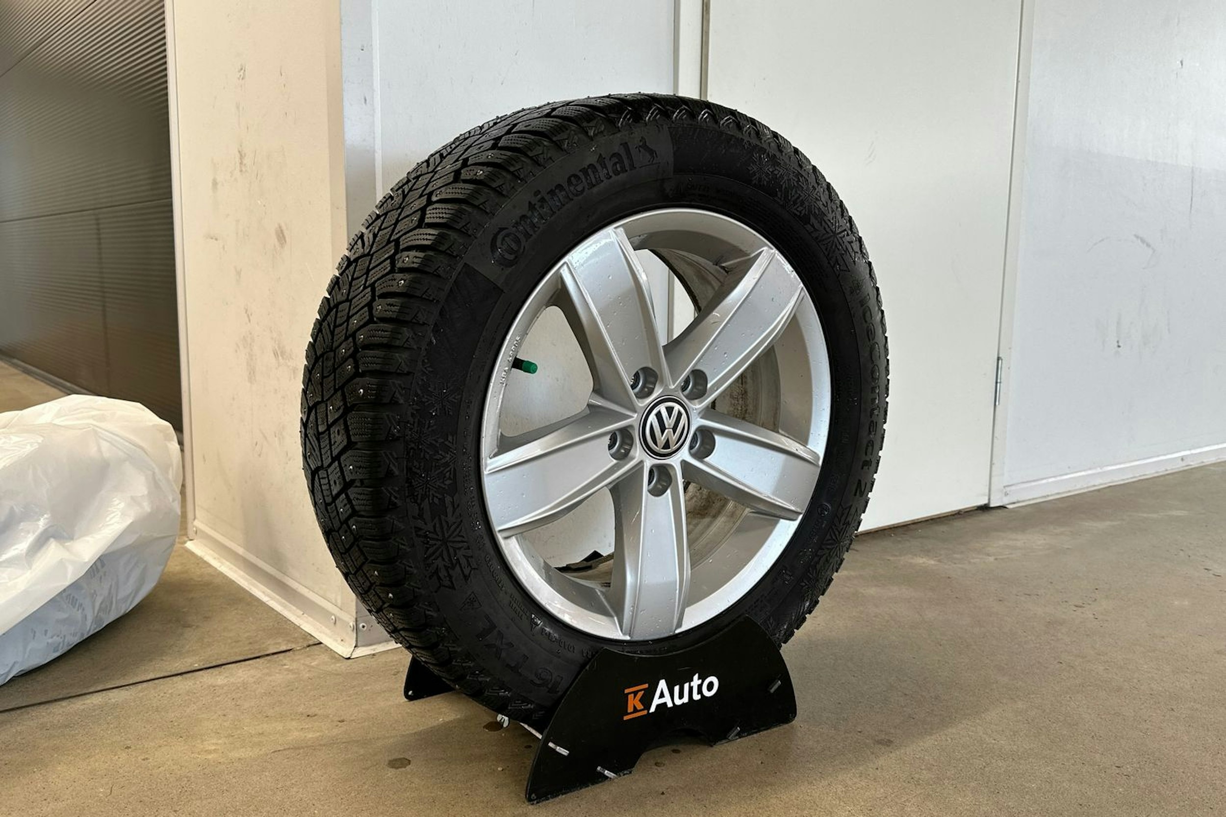 hopea Volkswagen Passat 2017 kuva 18.
