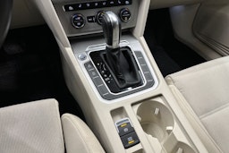 hopea Volkswagen Passat 2017 kuva 24.