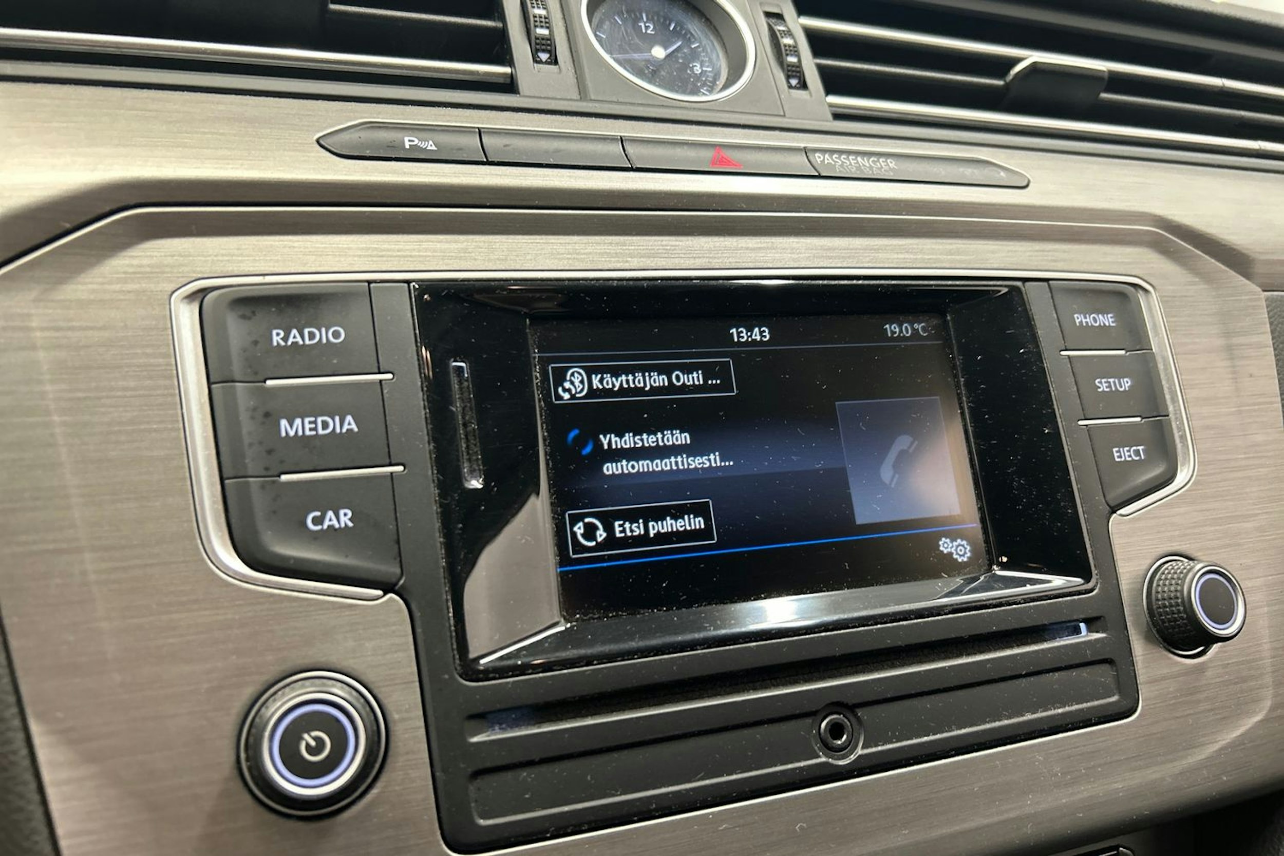 valkoinen Volkswagen Passat 2017 kuva 23.