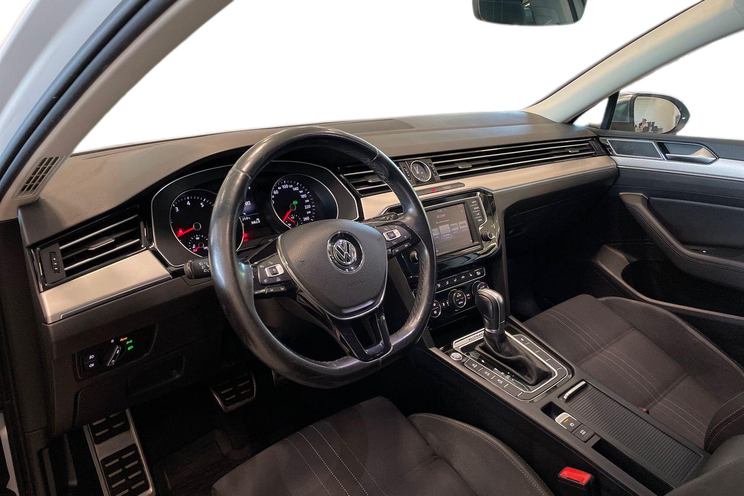 Volkswagen Passat 2017, kuva 6/31