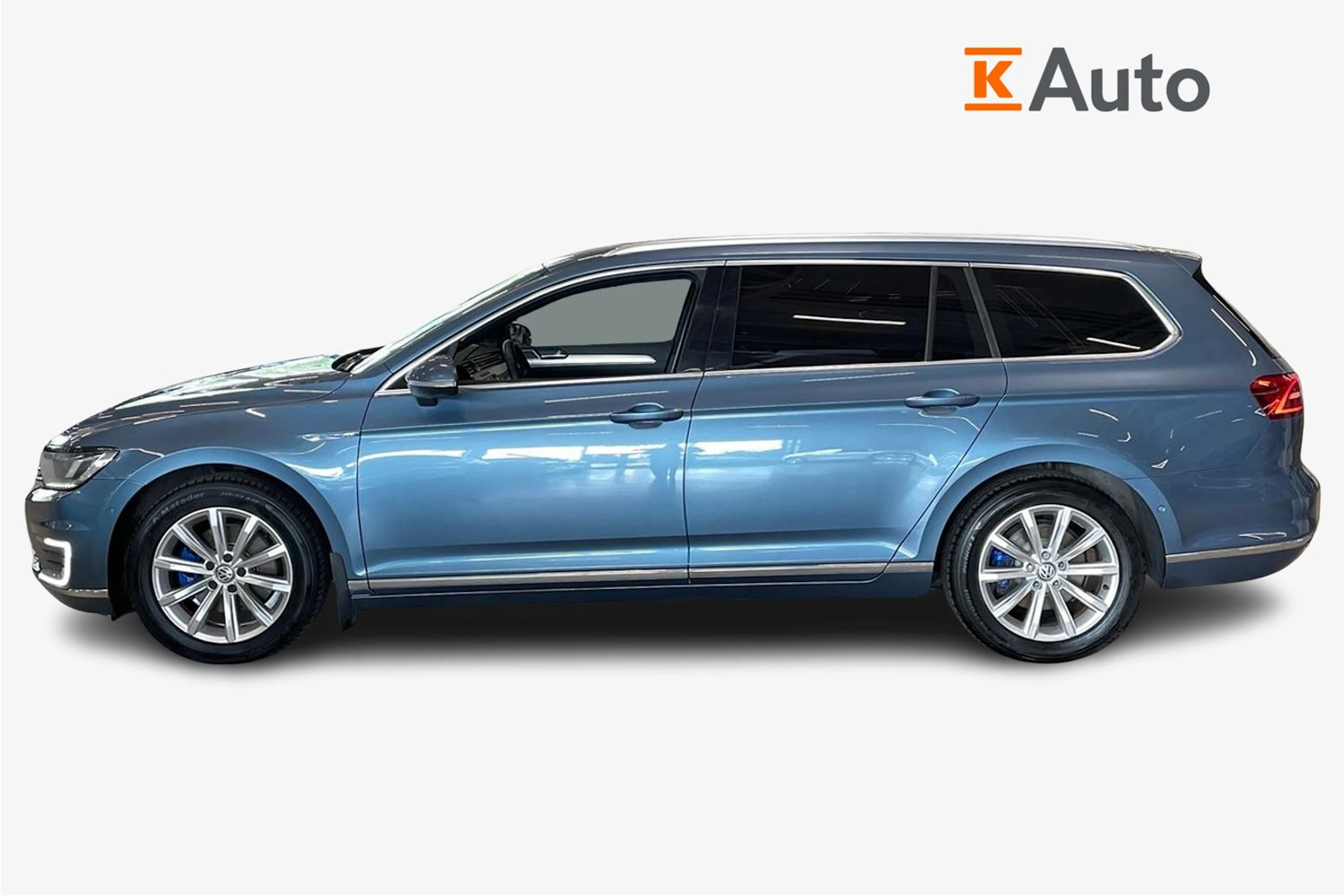 met. sininen Volkswagen Passat 2017 kuva 5.