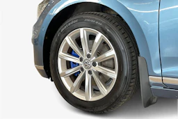 met. sininen Volkswagen Passat 2017 kuva 9.