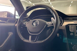 met. sininen Volkswagen Passat 2017 kuva 13.