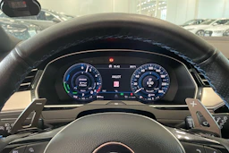 met. sininen Volkswagen Passat 2017 kuva 14.