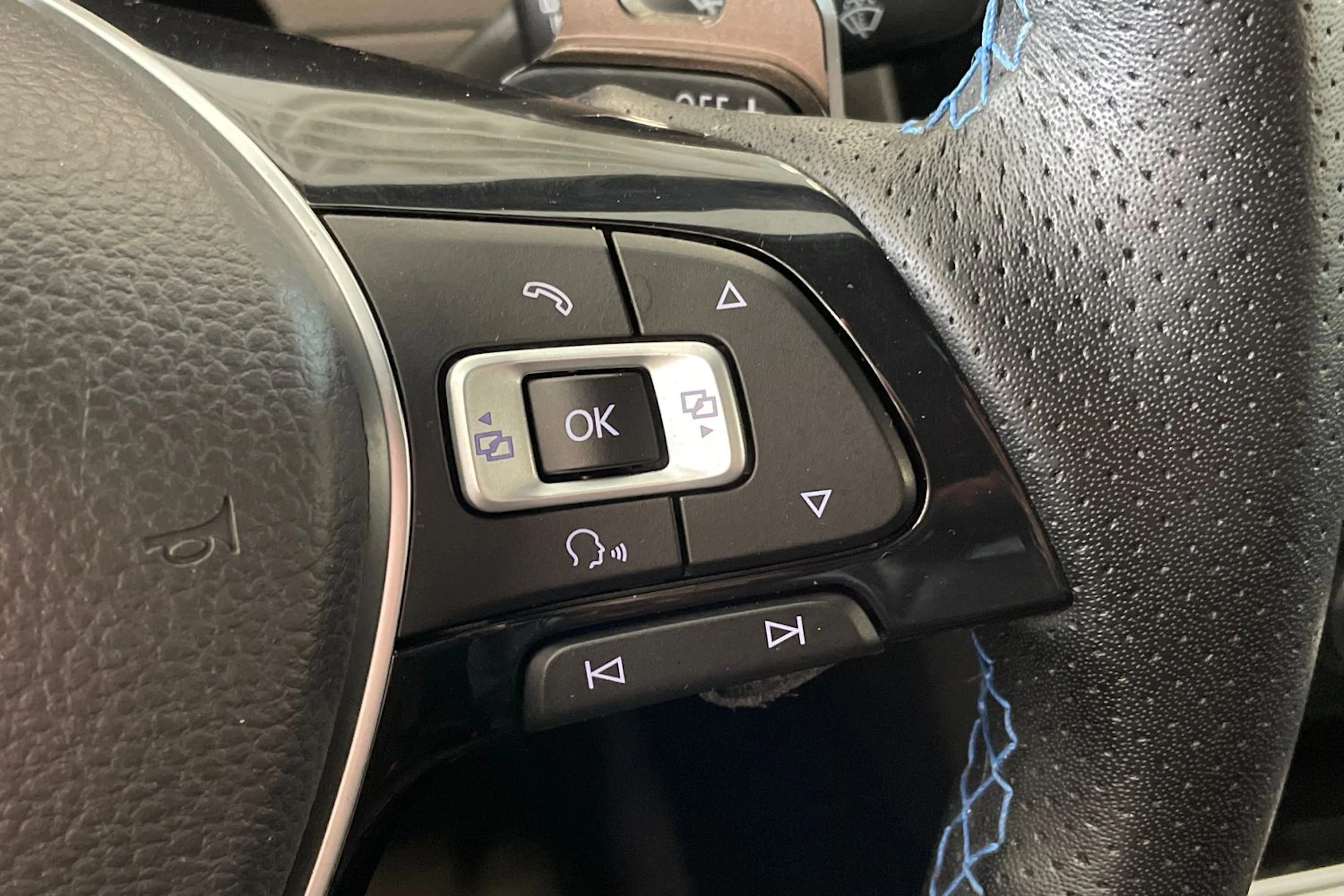 met. sininen Volkswagen Passat 2017 kuva 15.
