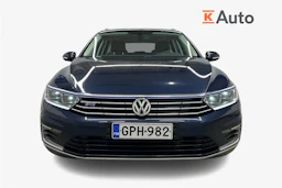 sininen Volkswagen Passat 2017 kuva 4.