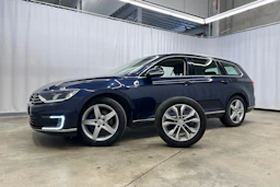 sininen Volkswagen Passat 2017 kuva 31.
