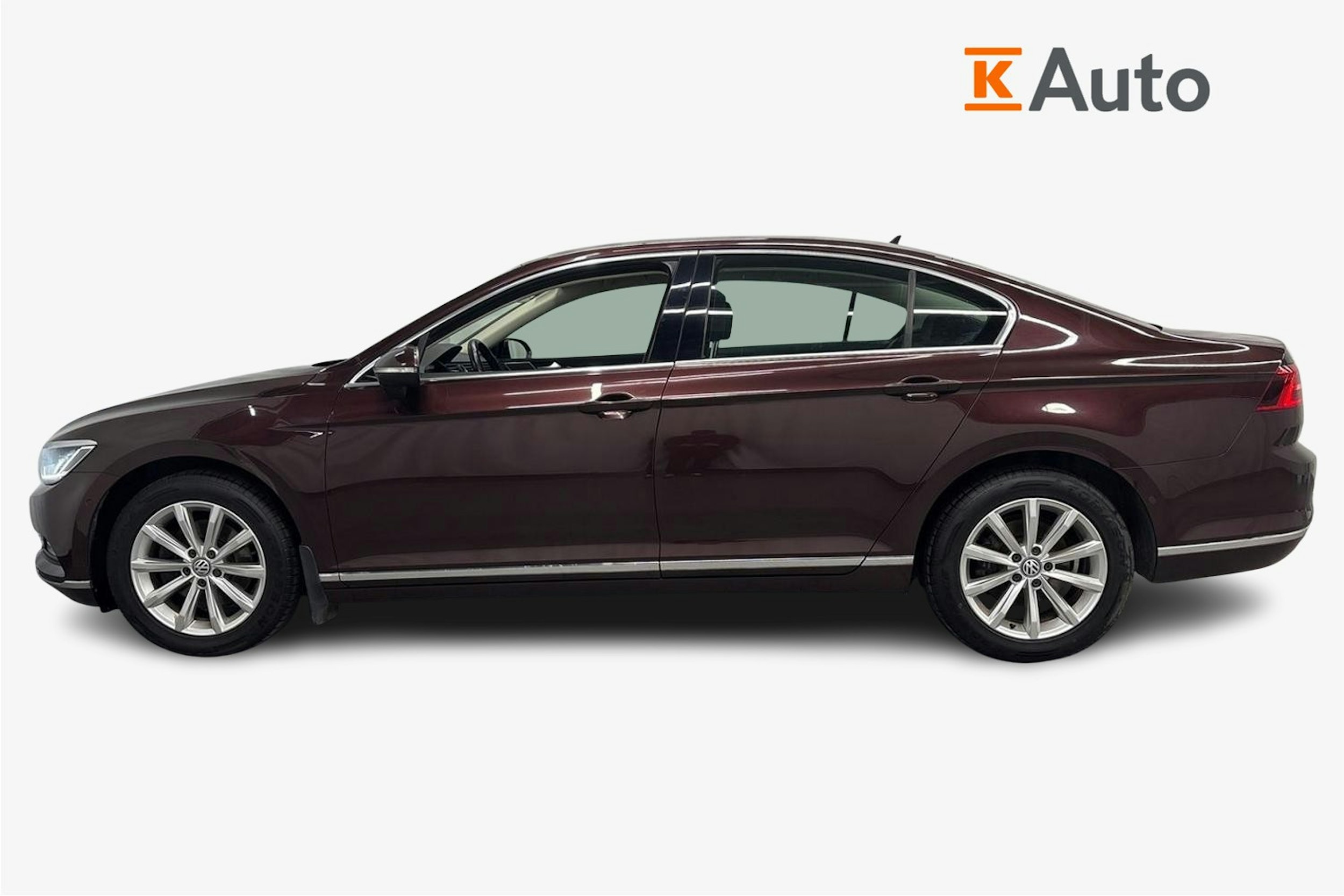 punainen Volkswagen Passat 2017 kuva 5.