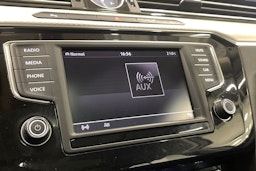 valkoinen Volkswagen Passat 2017 kuva 23.