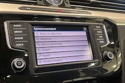 valkoinen Volkswagen Passat 2017 kuva 27.