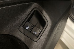 valkoinen Volkswagen Passat 2017 kuva 35.