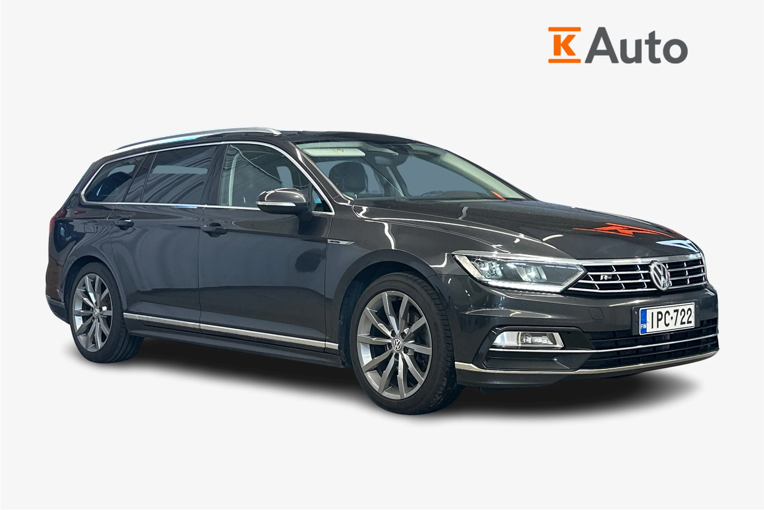 harmaa Volkswagen Passat 2018 kuva 1.
